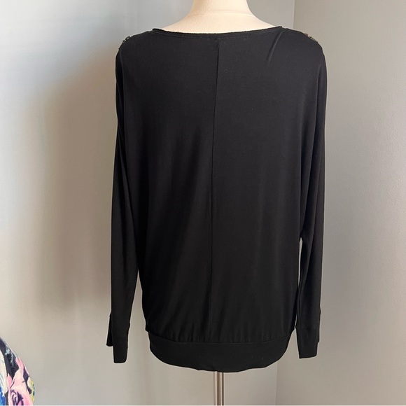 Chico's 2 (L/12) Black Top Zip Shoulders Raglan Sleeve Banded Hem Blouse - Picture 6 of 13